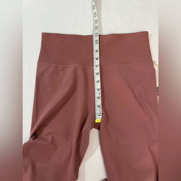 Vuori Rib Studio Legging Marsala Size Large NEW WITH TAGS - Picture 7 of 12